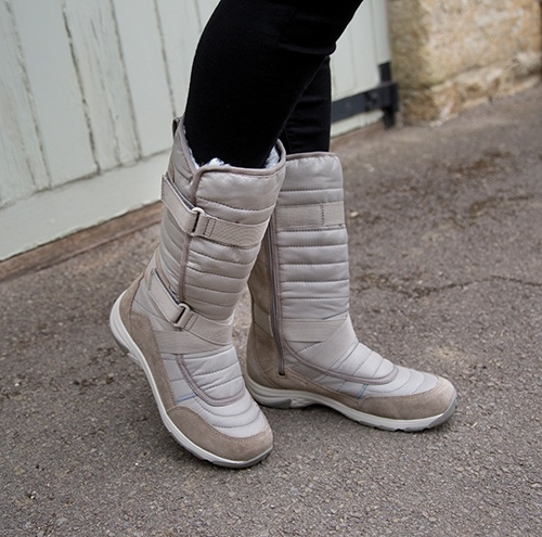 Merrell approach tall 2025
