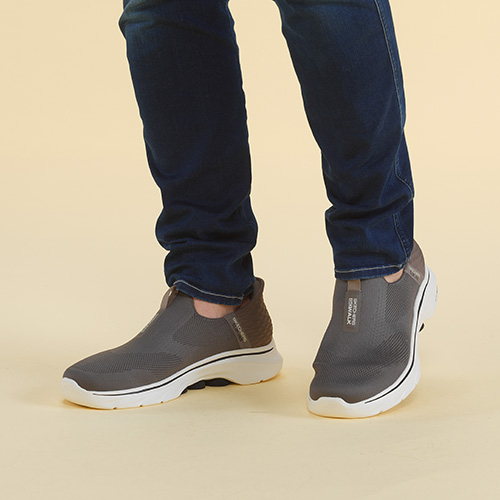 Skechers Go Walk 7 Slip Ins Easy On 2