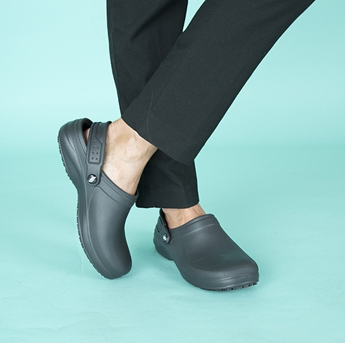 Sketchers clogs sales