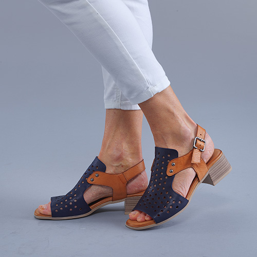 Van dal sandals sale new arrivals